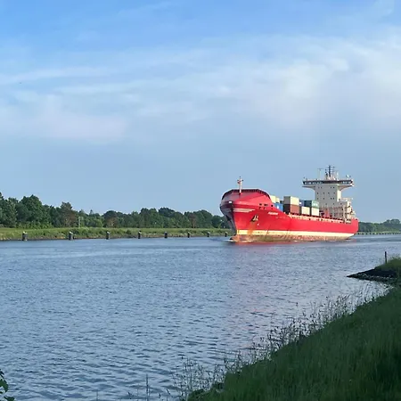 Lotsenstation Am Nord Ostsee Kanal * Schülp